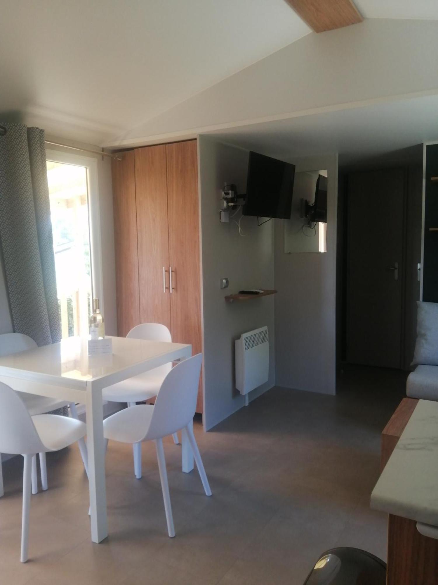 Mobil Bord D'eau 4 Etoiles Les Viviers Camping